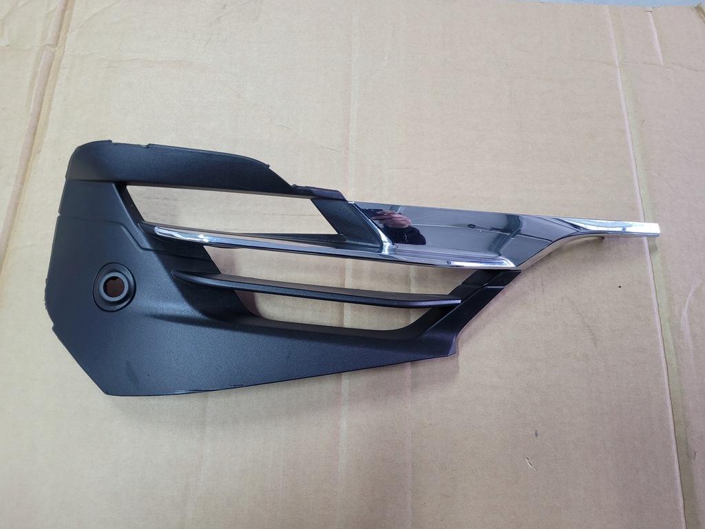 фото №1, Bmw 2 f45 f46 lift - решітка бампера права