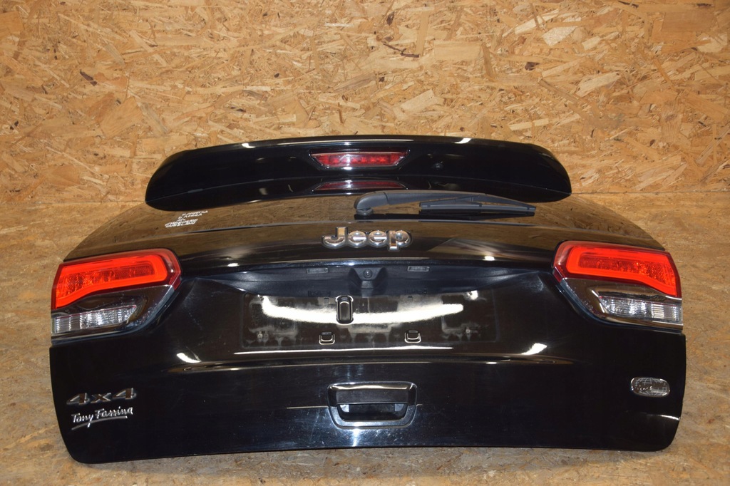 фото №10, Крышка багажника задняя багажника камера лампа jeep grand cherokee wk2 iv overland 14-