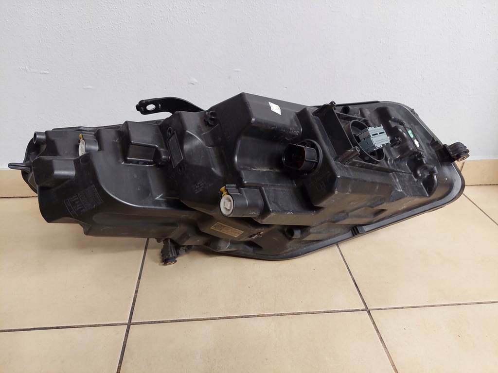 фото №4, Jaguar e-pace full led левая