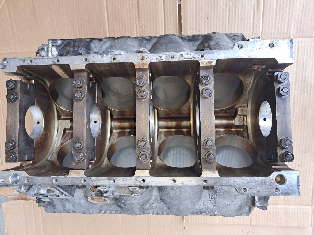 фото №12, Блок двигателя mercedes 107 sl w126 560 117.967 1170112401