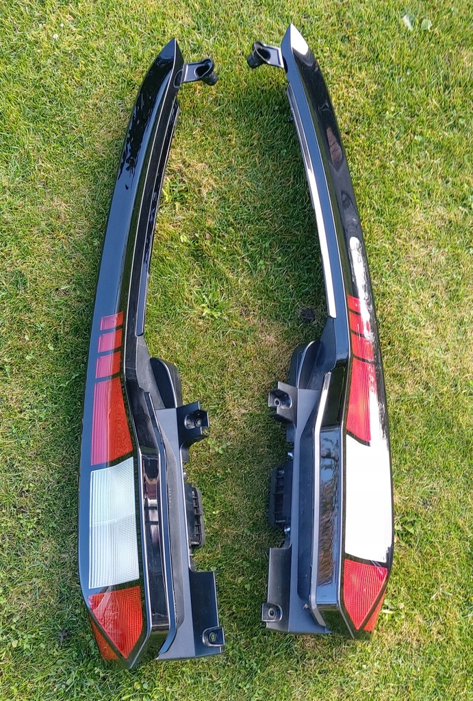 фото №1, Vw caddy v лампа задня права 2k7 2k8