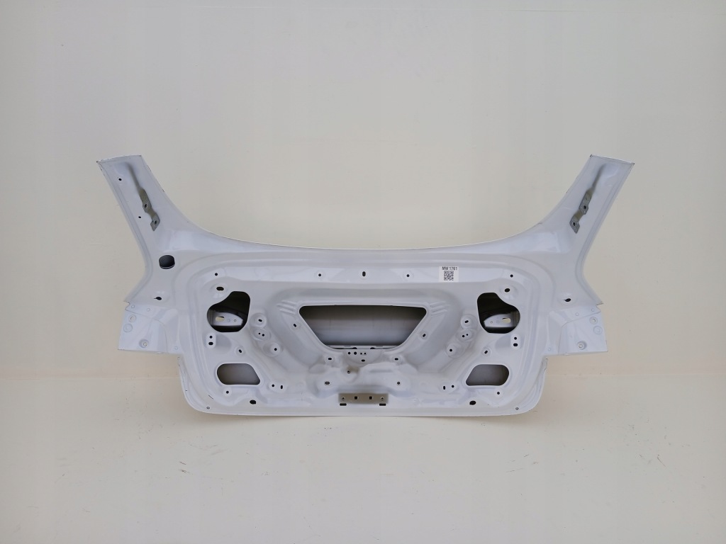 Tesla model 3 рестайлинг  highland 2023- крышка багажника крышка багажника задняя задняя с Разборки