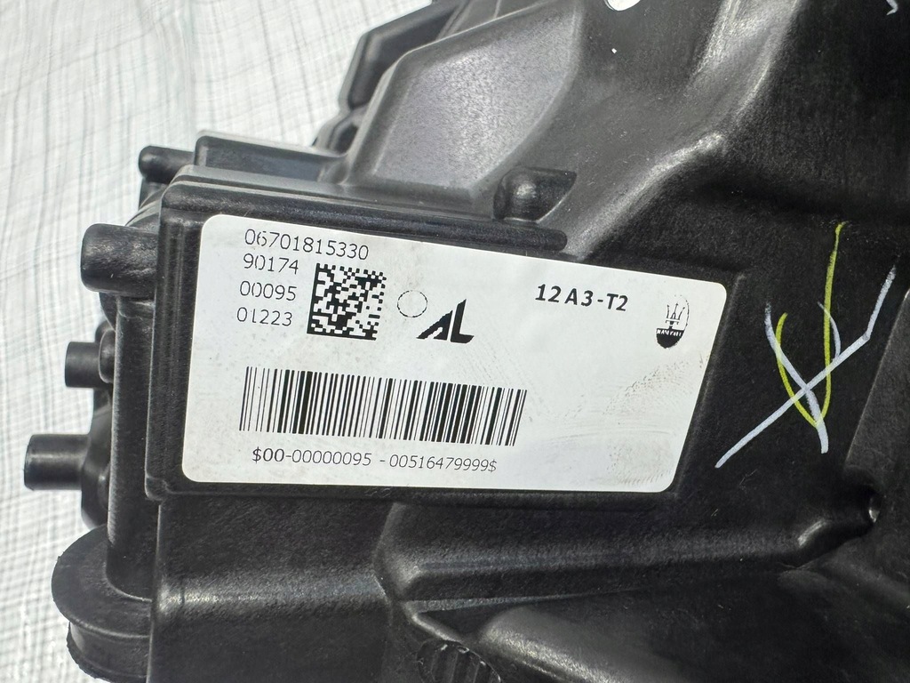 фото №10, Maserati granturismo m189 лампа передняя правая usa