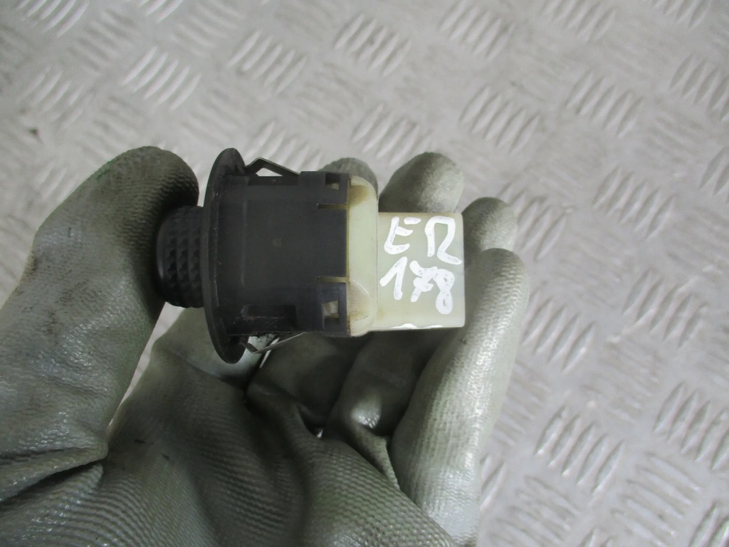 фото №7, Переключатель зеркал 56040694ad dodge caliber 1.8 b 06-11 r.