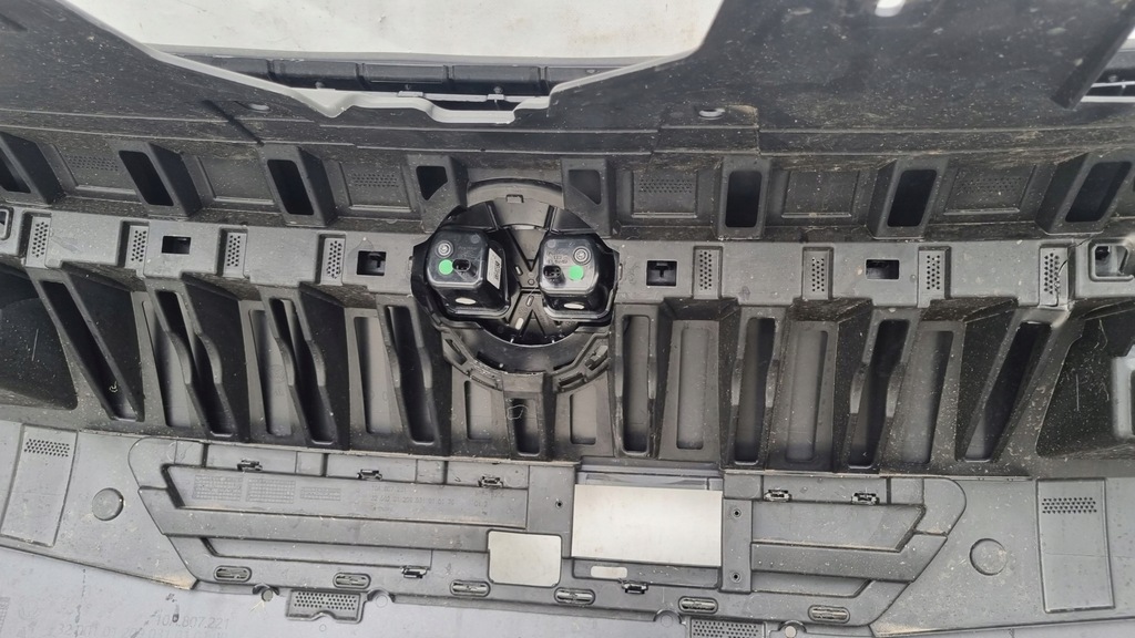 фото №15, Бампер vw id.3 10a 20- перед pdc светодиоды передний