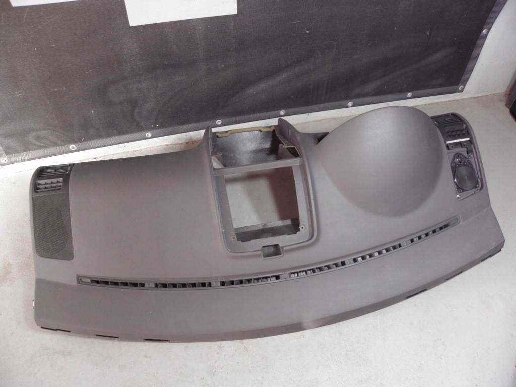 фото №4, Vw touran i lift // приборная панель rozdielcza консоль