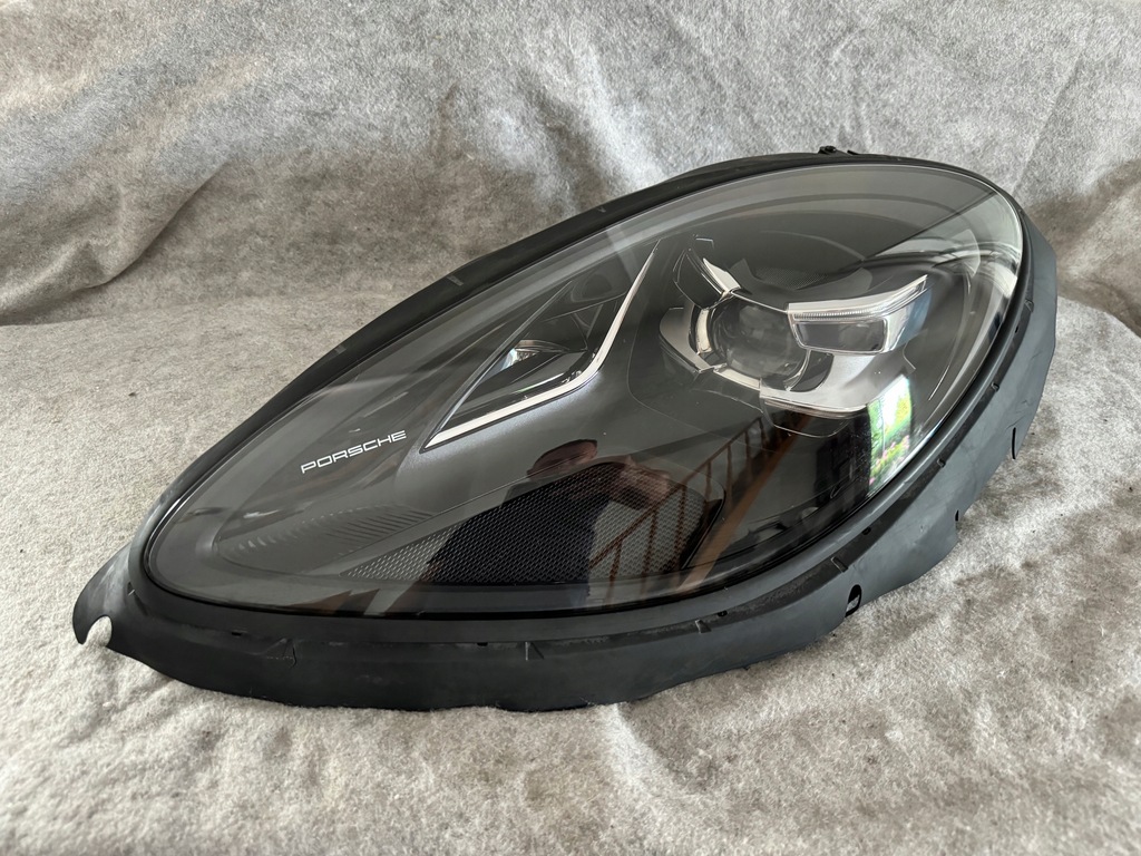 фото №1, Porsche macan lift ліва лампа full led matrix