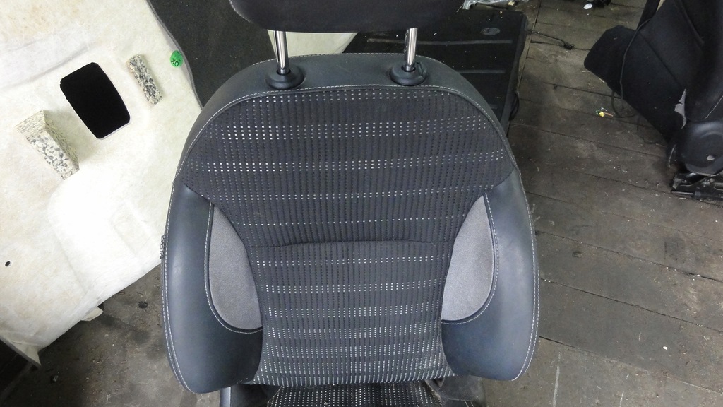 фото №11, Peugeot 2008 сидіння перед заднє сидіння напівшкіра 13-19r