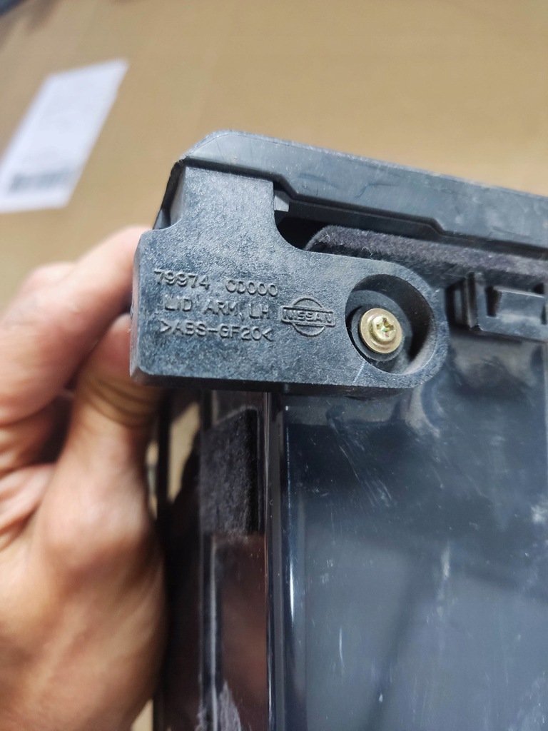 фото №6, Корпус бардачок nissan 350z 79970cd000 исправный