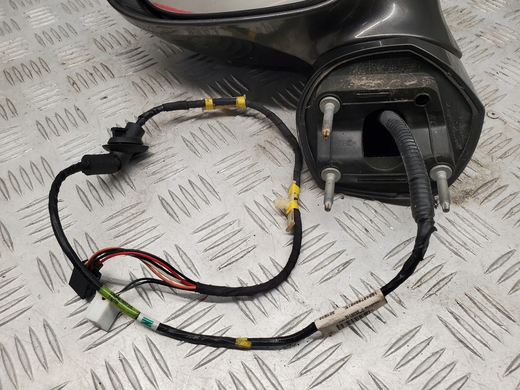 фото №6, Chrysler pacifica 5rm15lauac левая сторона зеркало