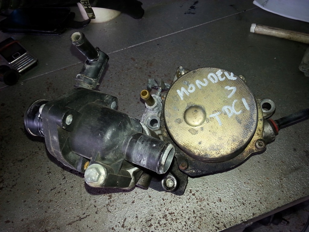 фото №1, Mondeo mk3 2.0 tdci - насос vacu вакуум