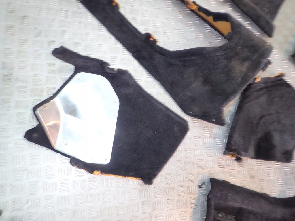 фото №4, Ferrari 612 f137 килимок обшивка підлога частини