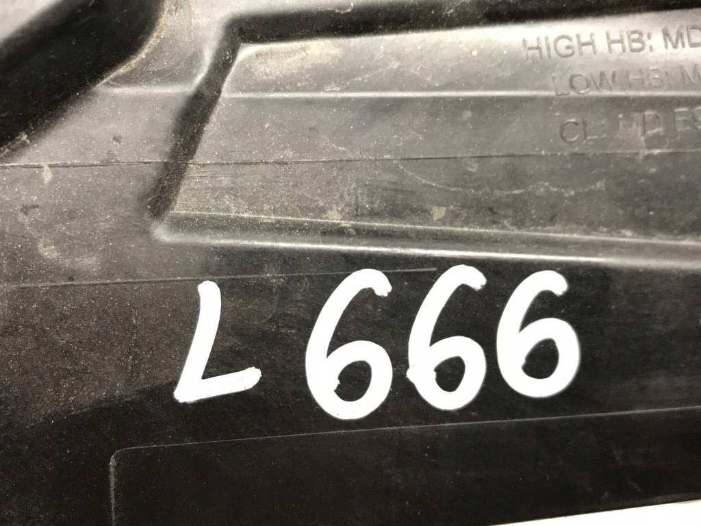 фото №16, Audi q4 e-tron лампа передняя правая full led 89a941034d