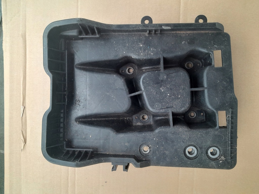 фото №1, Основа акумулятор 12e915331a vw e-up