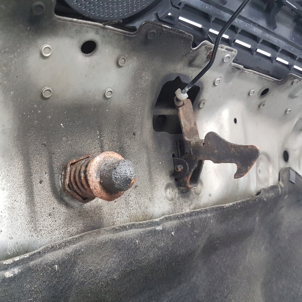 фото №6, Opel vectra c капот передняя