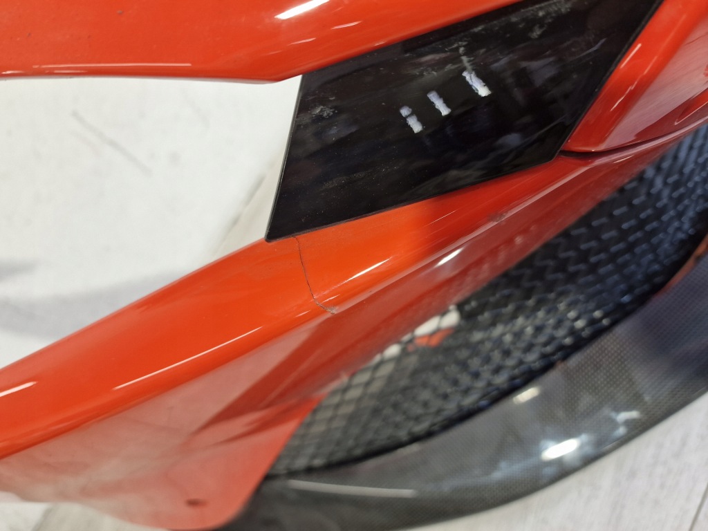 Ferrari roma f169 20- решётка радиатора бампер спойлер перед Оригинал