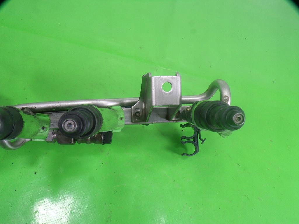 Volkswagen passat b5 fl 2.0 azm накладка упорскування 06b906031a в Україні