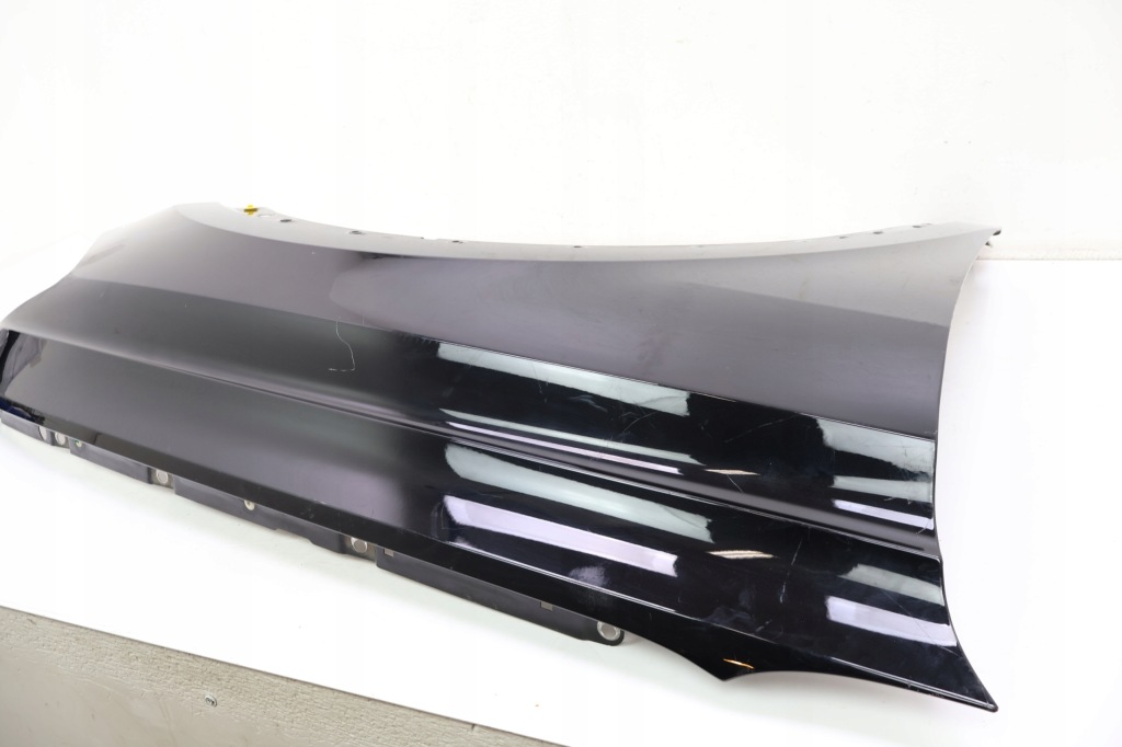 Audi q8 крыло  правый  перед Цена