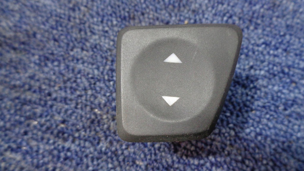 фото №1, Переключатель кнопка стекло fiat 500 2007- правый