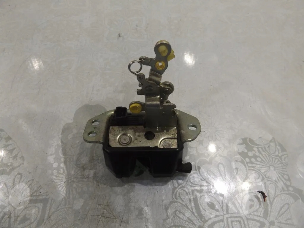 фото №1, Aveo t250 htb замок крышки