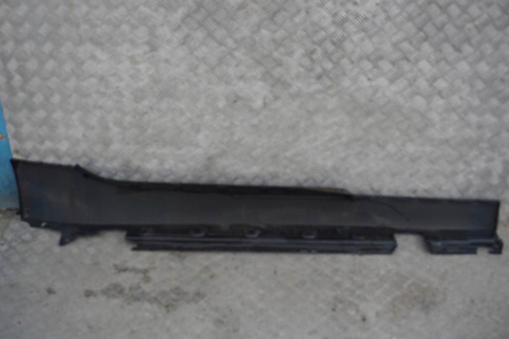 фото №12, Bmw e89 z4 захист молдинг поріг поріг tiefseeblau