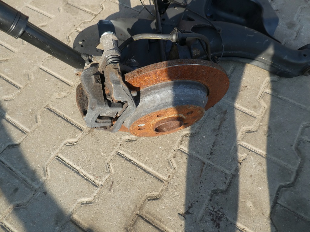 фото №5, Поворотный кулак ступица рычаг правый задняя задний vito w447