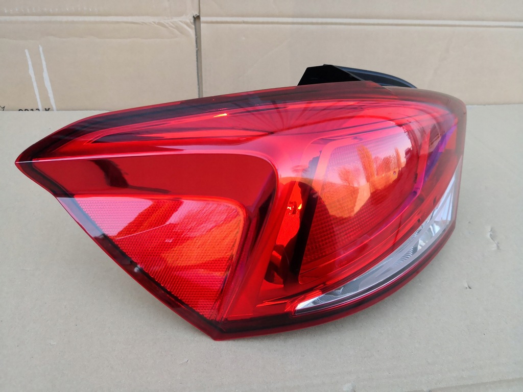 фото №13, Seat ibiza v 6f0 17- лампа задняя левая 6f0945095h