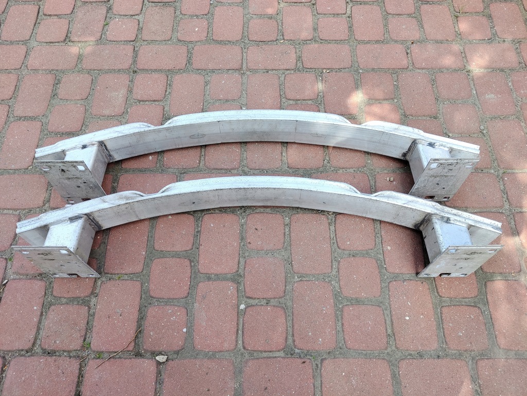 фото №6, Audi tt 8s0 балка підсилювач бампера перед