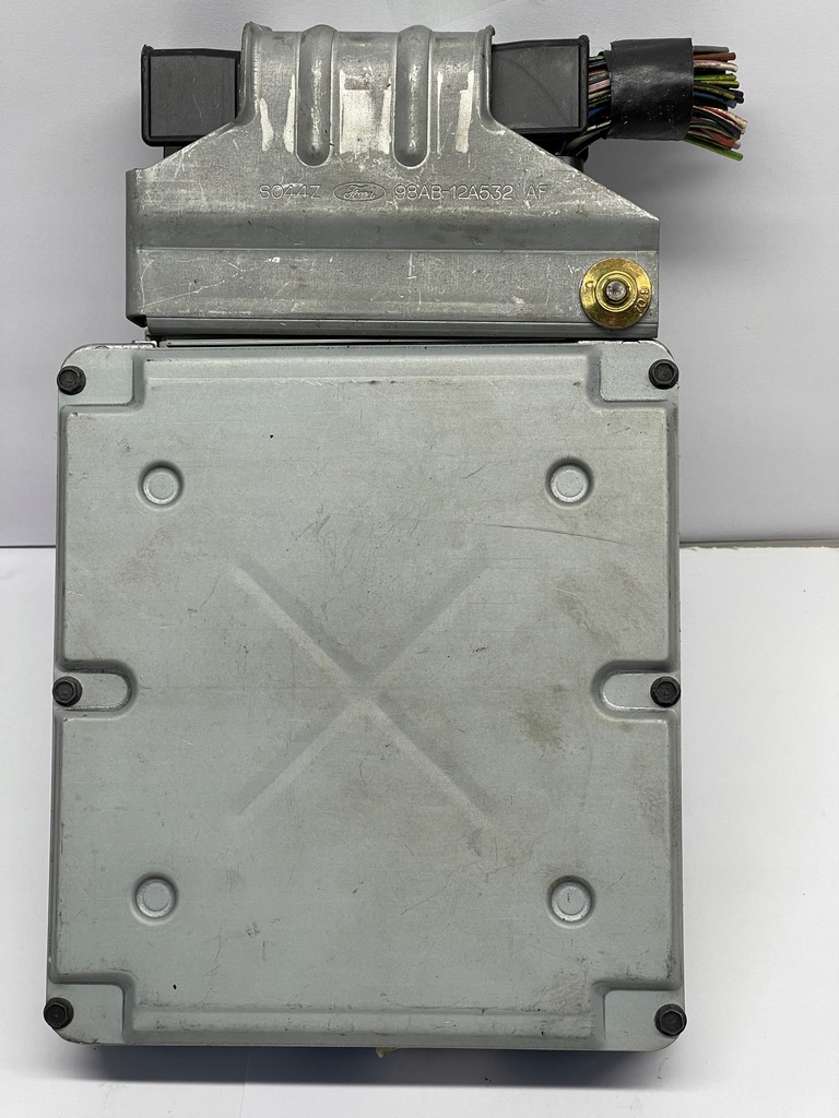 фото №1, Бортовой компьютер блок управления ford focus s044z 98ab-12a532af