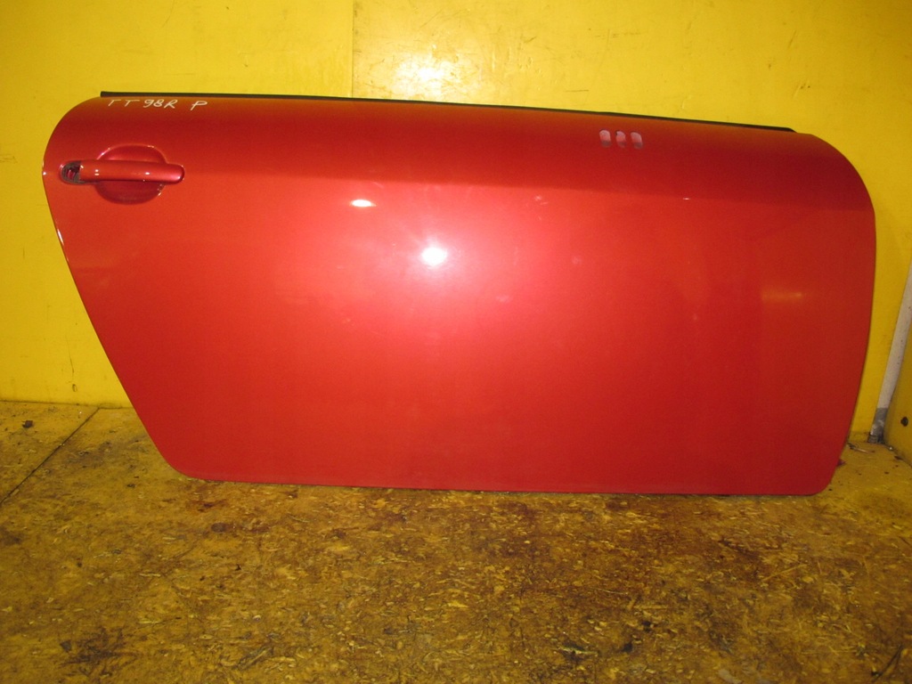 фото №1, Audi tt 8n 98- дверь обшивка правое перед
