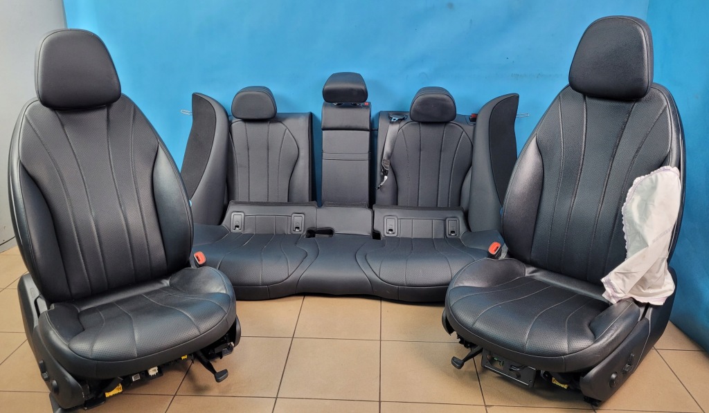 фото №1, Mercedes eqe w295 350+ 23r сиденья заднее сиденье салон комплект