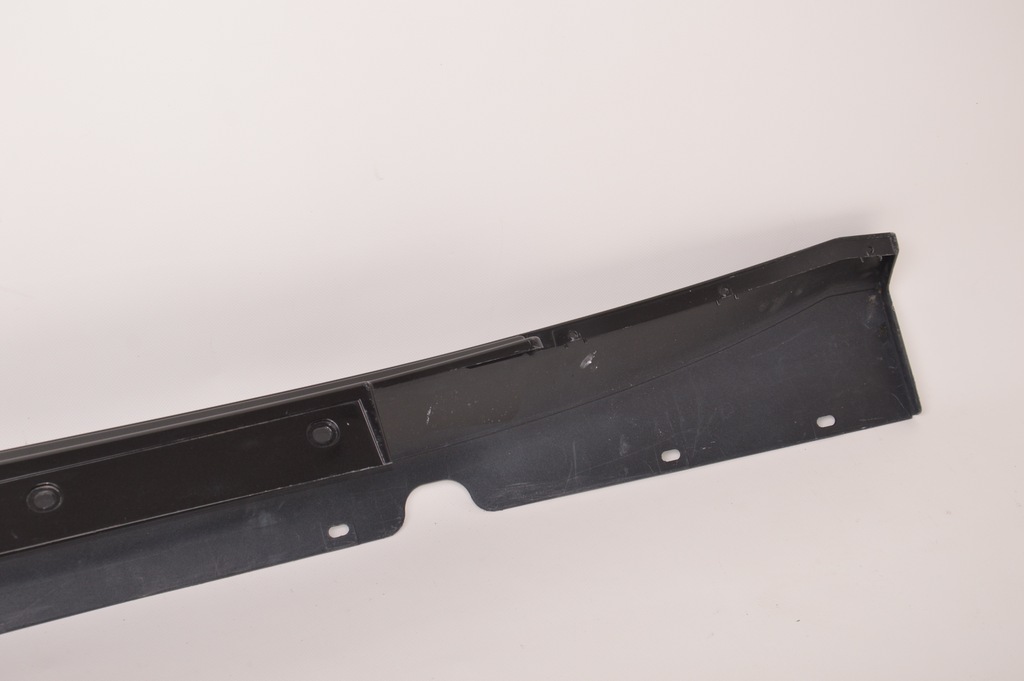 фото №9, Maserati granturismo молдинг накладка порог левая