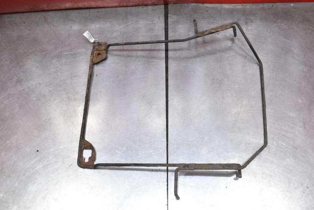 фото №1, Подъемник кронштейн колеса запасного renault trafic 2 ii 06-15