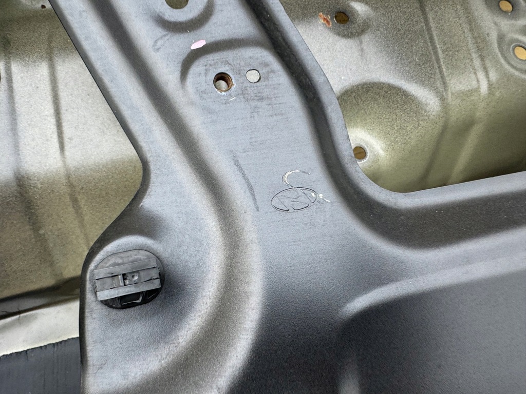 фото №12, Hyundai ioniq 5 v 21r- кришка багажника кришка багажника задня задня