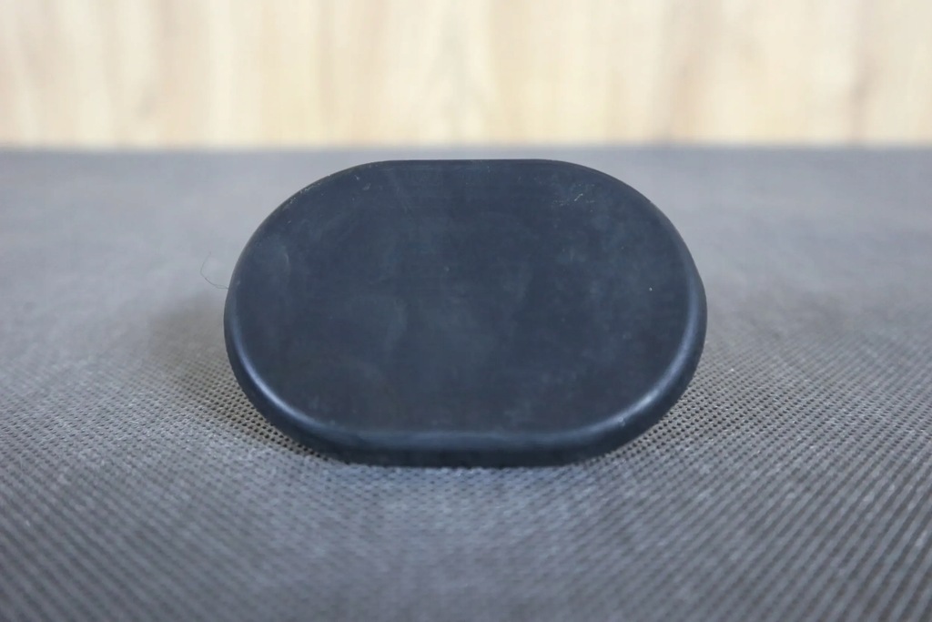 фото №1, Mercedes slk r171 прокладка підкрилок задня заднього 0009980150