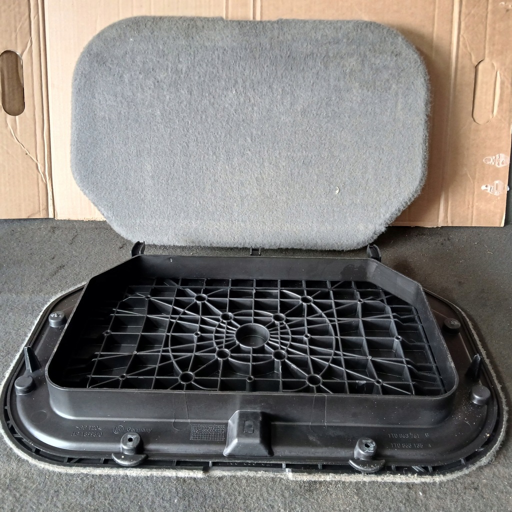 фото №1, Защита заглушка пол vw touran задняя правая левая 1t0863761b