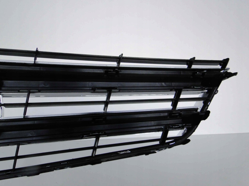 фото №13, Mercedes e klasa 207 c/a решётка радиатора решётка радиатора серебристый w207