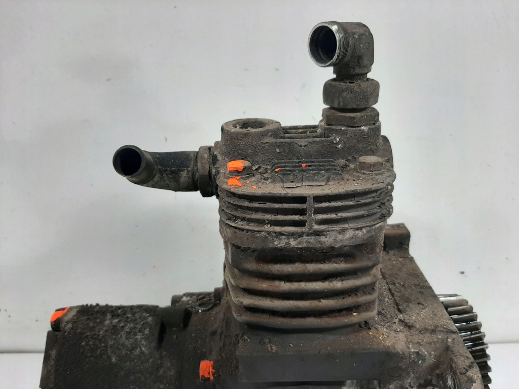 Renault midlum 180dci насос компресор knorr-bremse lk1554 seb01149 Доставка