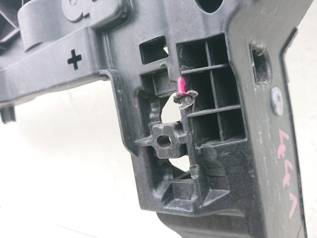 фото №8, Vw golf 8 viii 5h0 pas передний усилитель