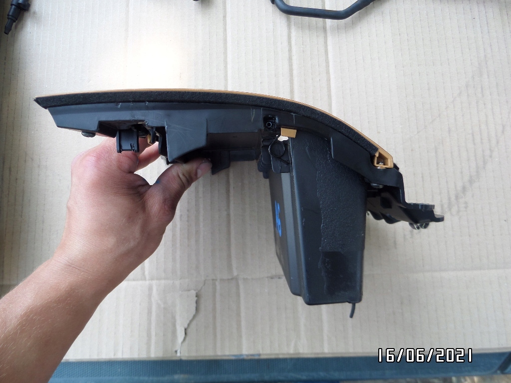 фото №9, Бардачок полка pod радио honda accord vii