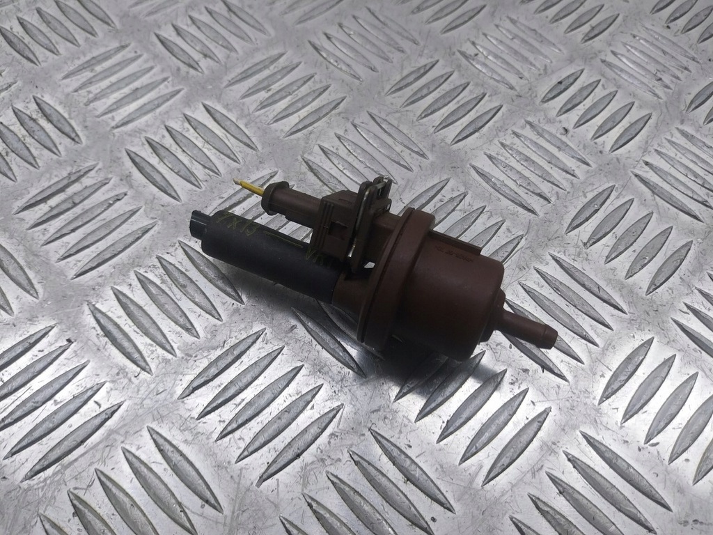 фото №1, Клапан вакуумa citroen c5 ii 2.0 2580008b