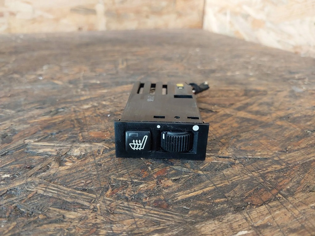 фото №8, Переключатель подогрев сиденье bmw e39 8352259