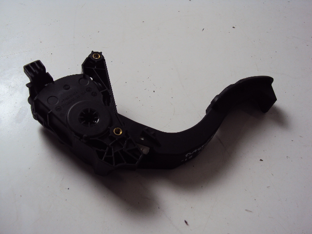 фото №4, Педаль газу dacia duster ii 1.5 dci 4x4 2017 r