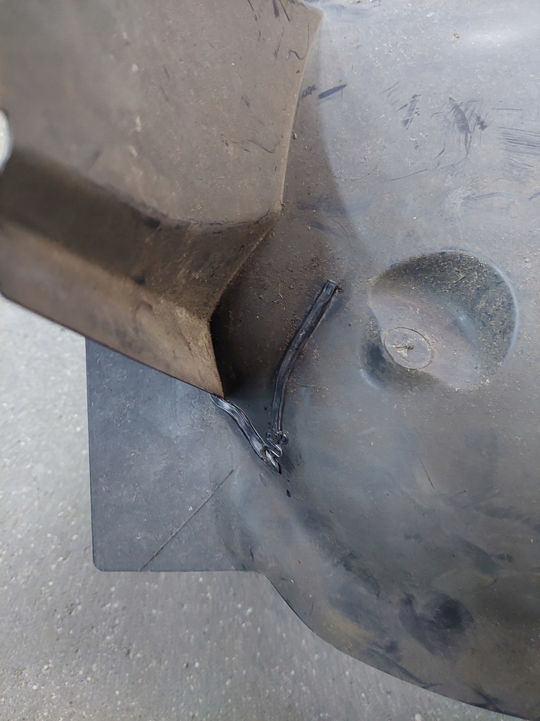 фото №4, Підкрилок перед передні ліва do renault kangoo ii iii 08- 8200426494g