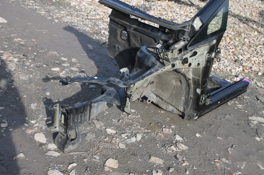 фото №3, Четверть левый перед порог блок двигателя toyota prius iii 09-15