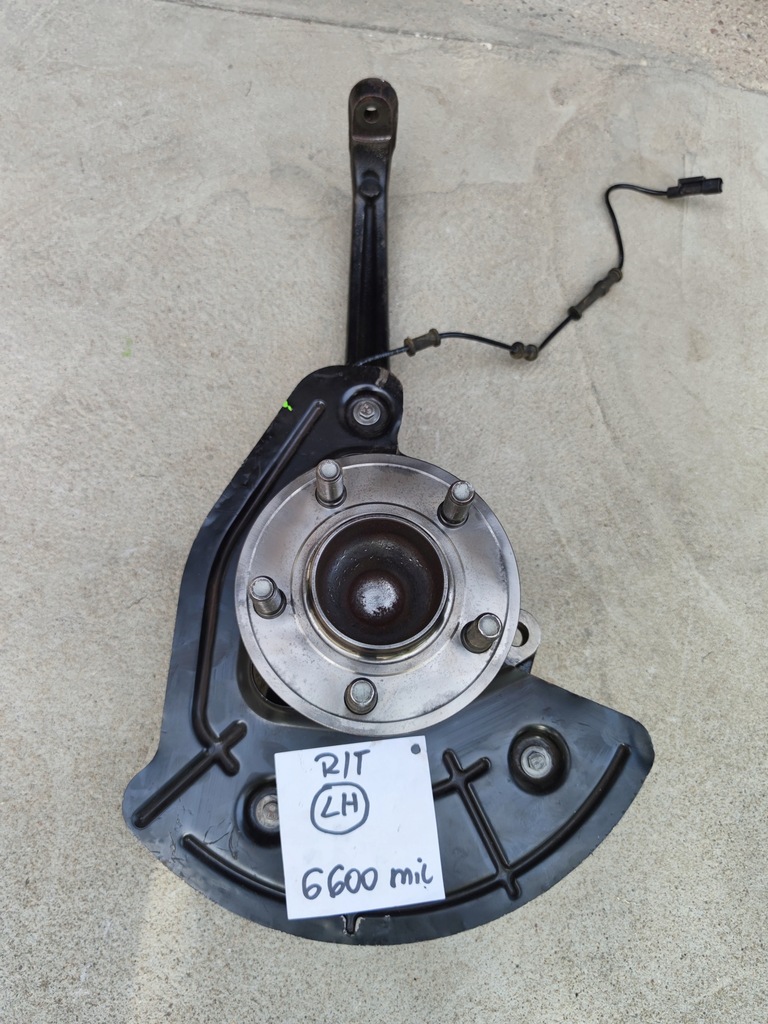 фото №8, Dodge challenger charger передняя левая поворотный кулак 2015+