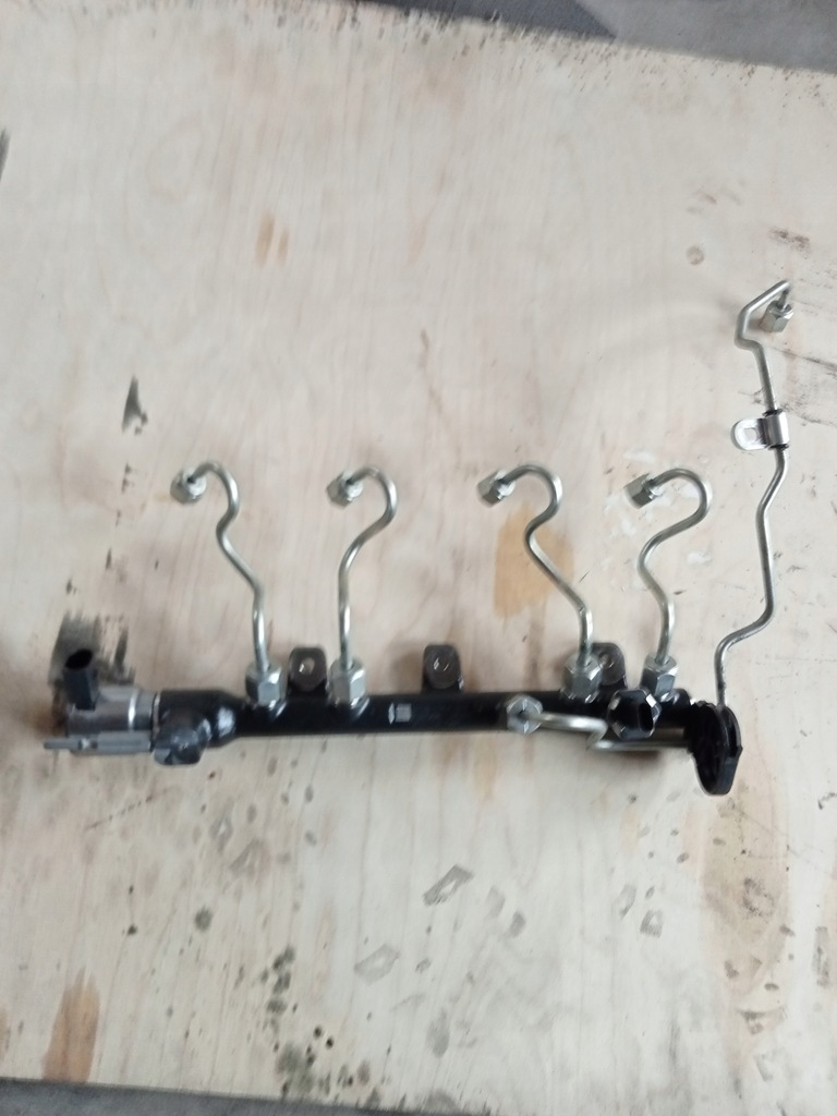 фото №1, Молдинг упорскування master iv 2.3