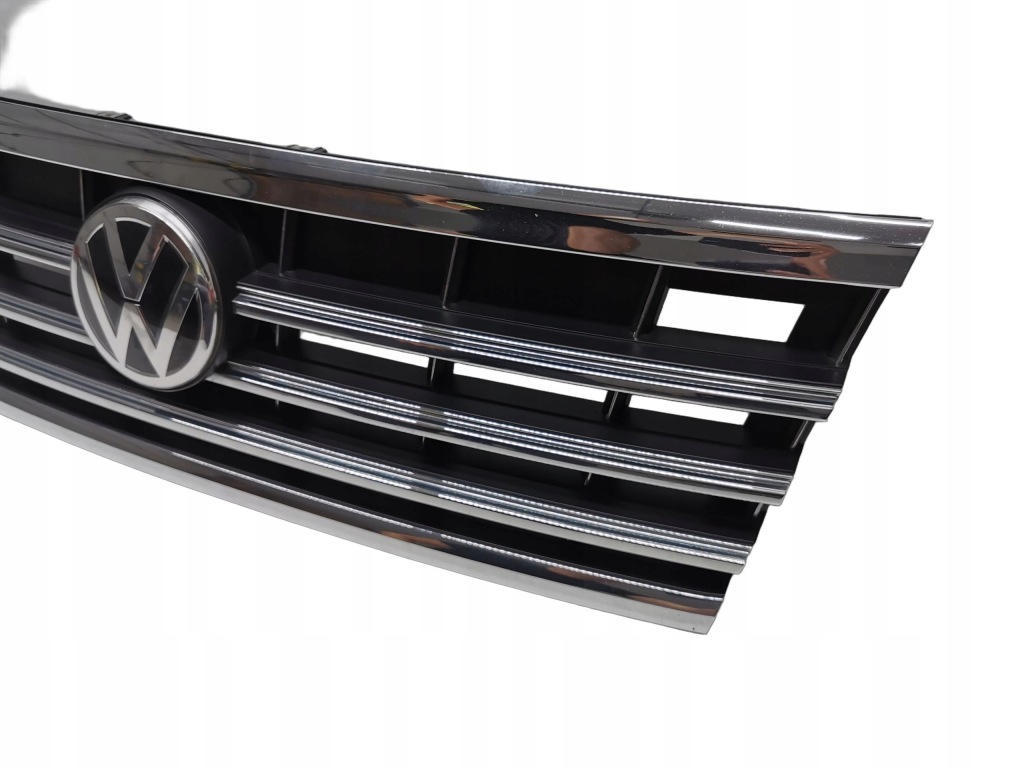 фото №2, Решітка радіатора решітка радіатора pod радар vw touareg iii 760 760853653e