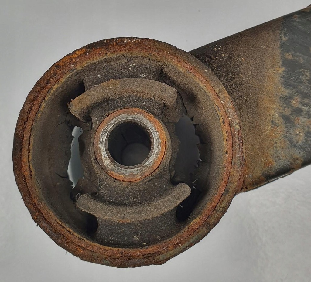 фото №4, Рычаг задняя задний nissan primera p12