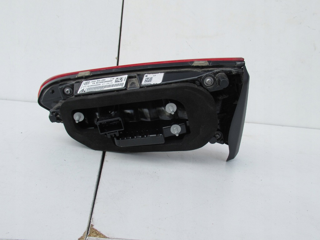 фото №3, Vw t-roc t roc 2ga лампа задняя левая led 2ga945093